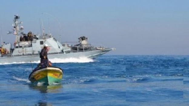 Το ισραηλινό ναυτικό συλλαμβάνει ψαράδες στη Γάζα και κατάσχει τη βάρκα τους